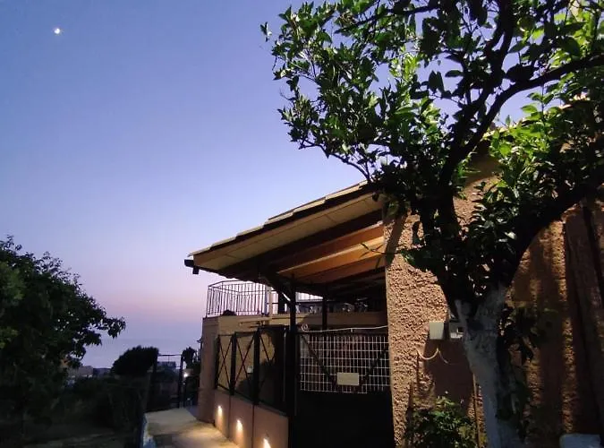 House Theofilos Apartman