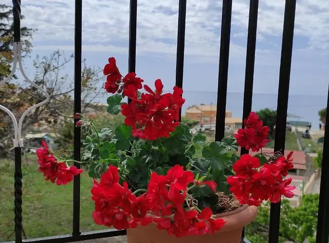 House Theofilos Apartamento