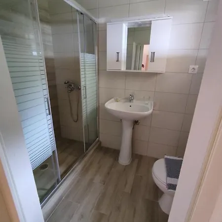 Apartman House Theofilos